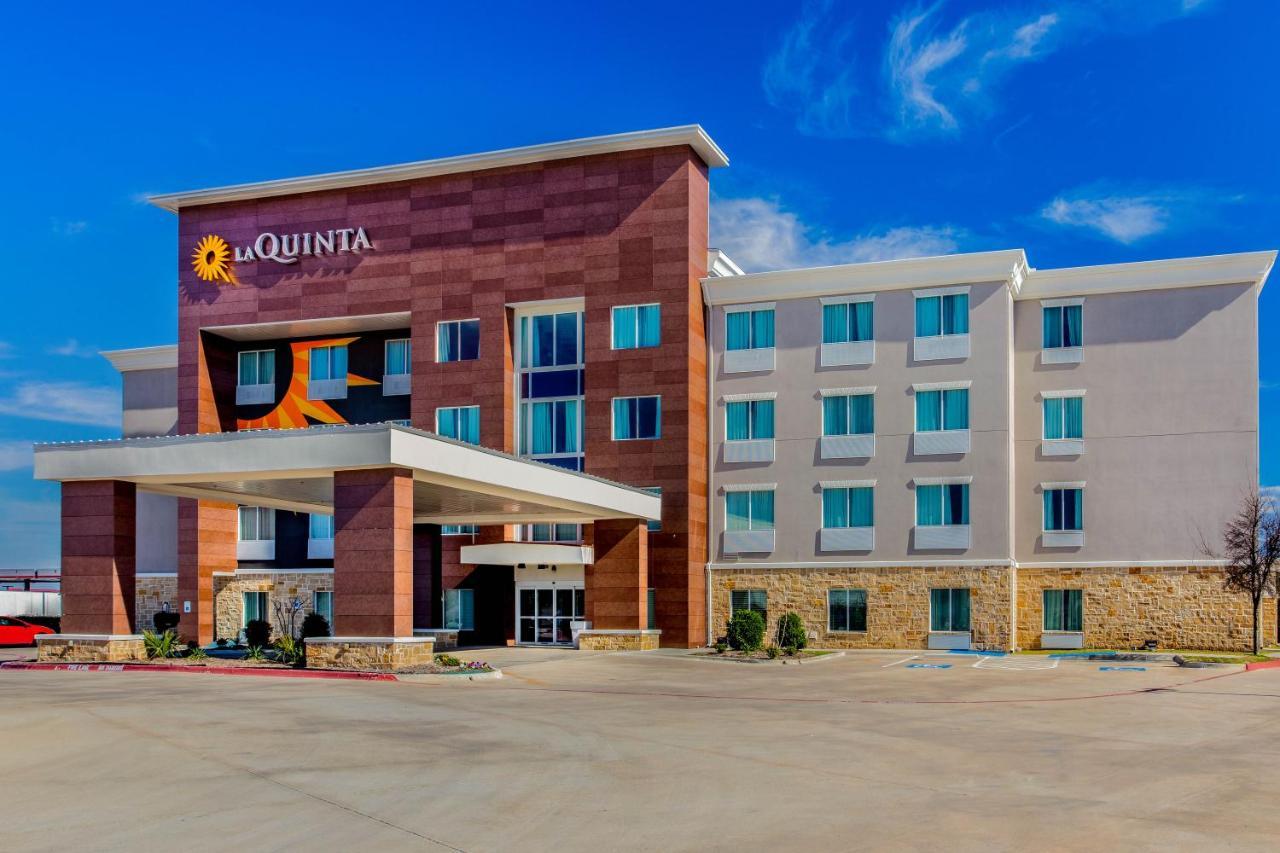 La Quinta Inn & Suites By Wyndham Northlake Ft. Worth Elizabethtown Exterior foto