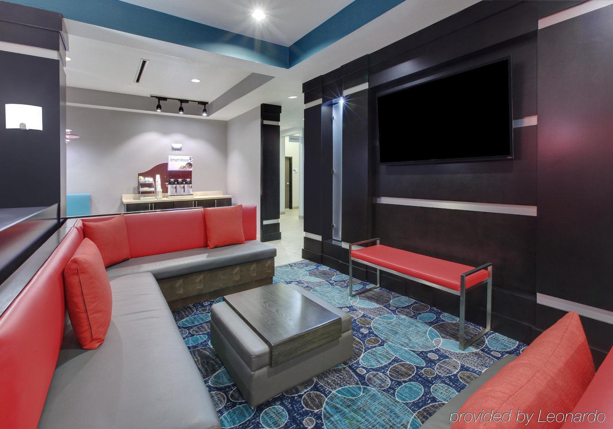 La Quinta Inn & Suites By Wyndham Northlake Ft. Worth Elizabethtown Exterior foto