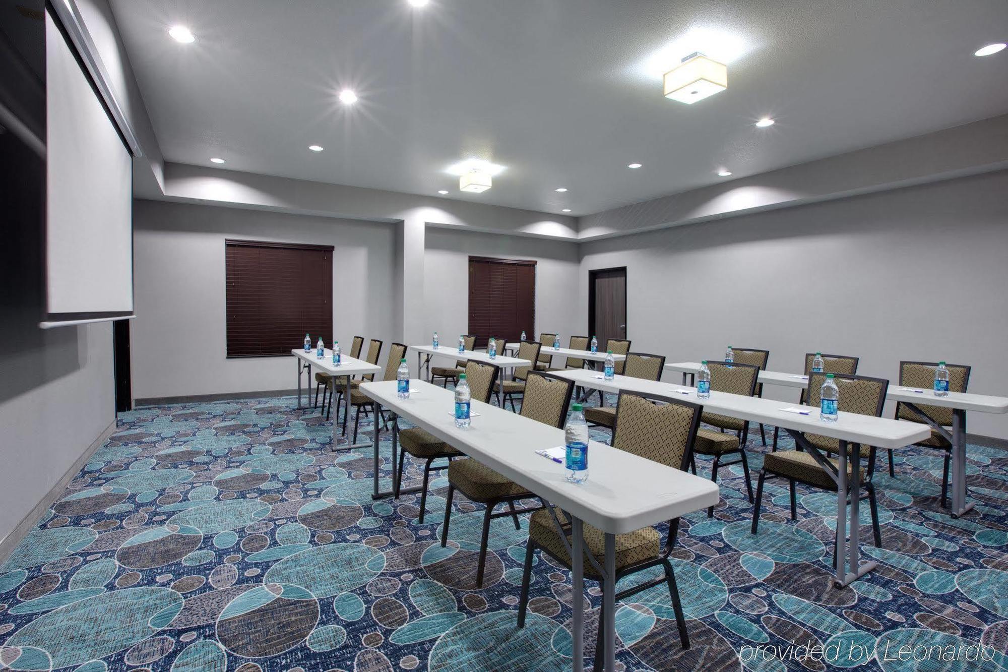 La Quinta Inn & Suites By Wyndham Northlake Ft. Worth Elizabethtown Exterior foto